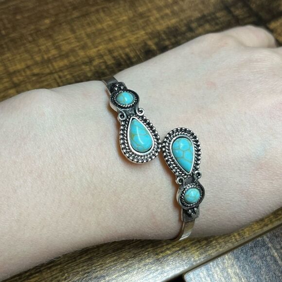 Western Fake Turquoise Stone Antique Cuff Bangle Bracelet - Picture 7 of 9